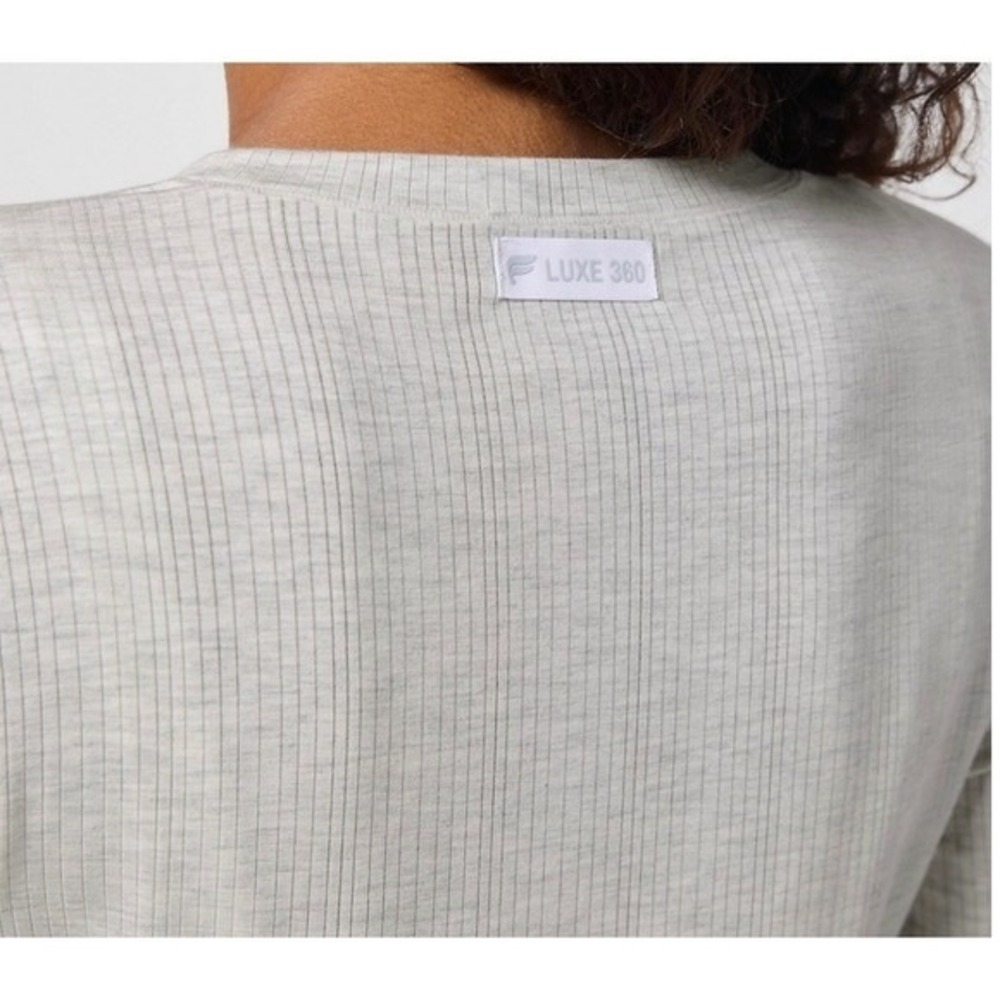 Fabletics Luxe360 Ivory Heather Shirt Leggings Size L Bixer Short Size Medium‎ - Picture 3 of 16